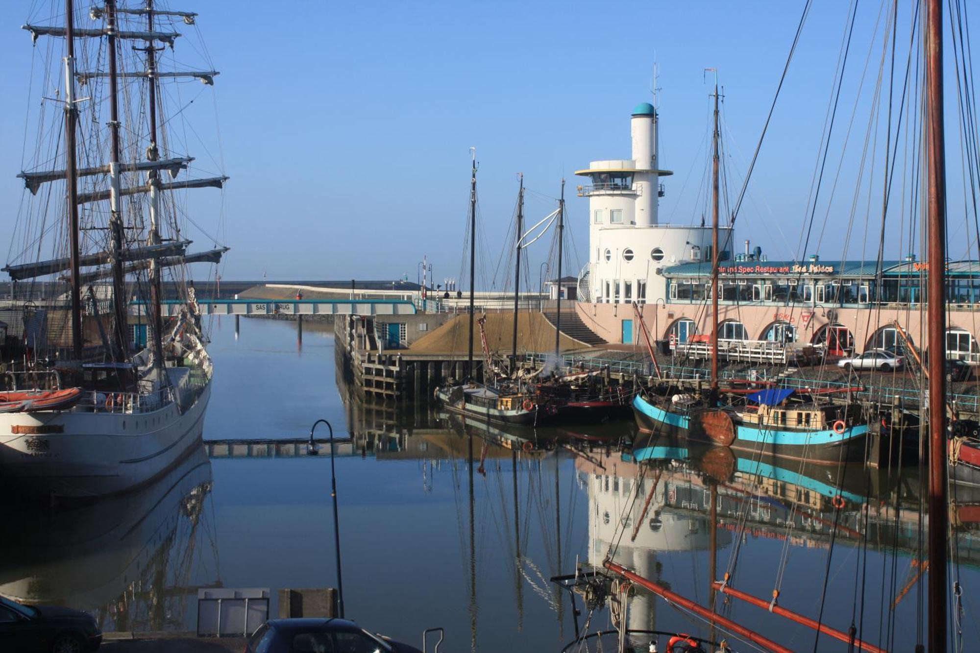 Hotel Zeezicht Harlingen Exterior foto